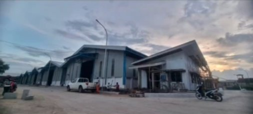 CONSTRUCTION OF WAREHOUSES 5 to 9 BLOCK C KIK II