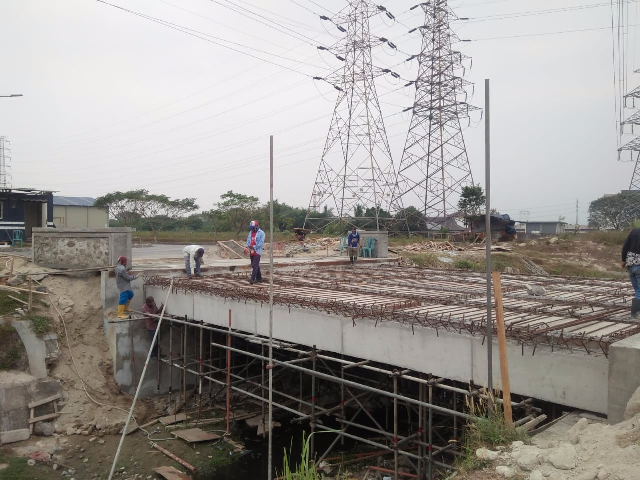 PEKERJAAN JEMBATAN JL. ANTARTIKA II DAN PEMAGARAN 