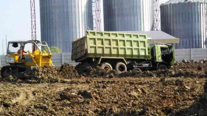 Earth Work Landleveling PT. KNSS